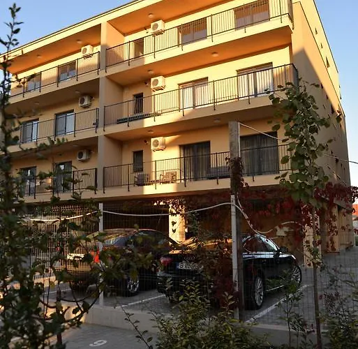 Appartement Cristian 2 *