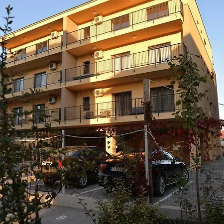 Apartmán Cristian 2 *